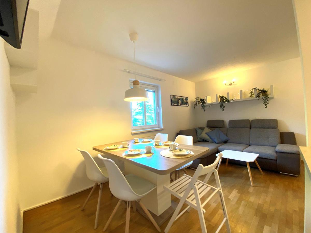 Apartment Above Lake Μπλεντ Εξωτερικό φωτογραφία