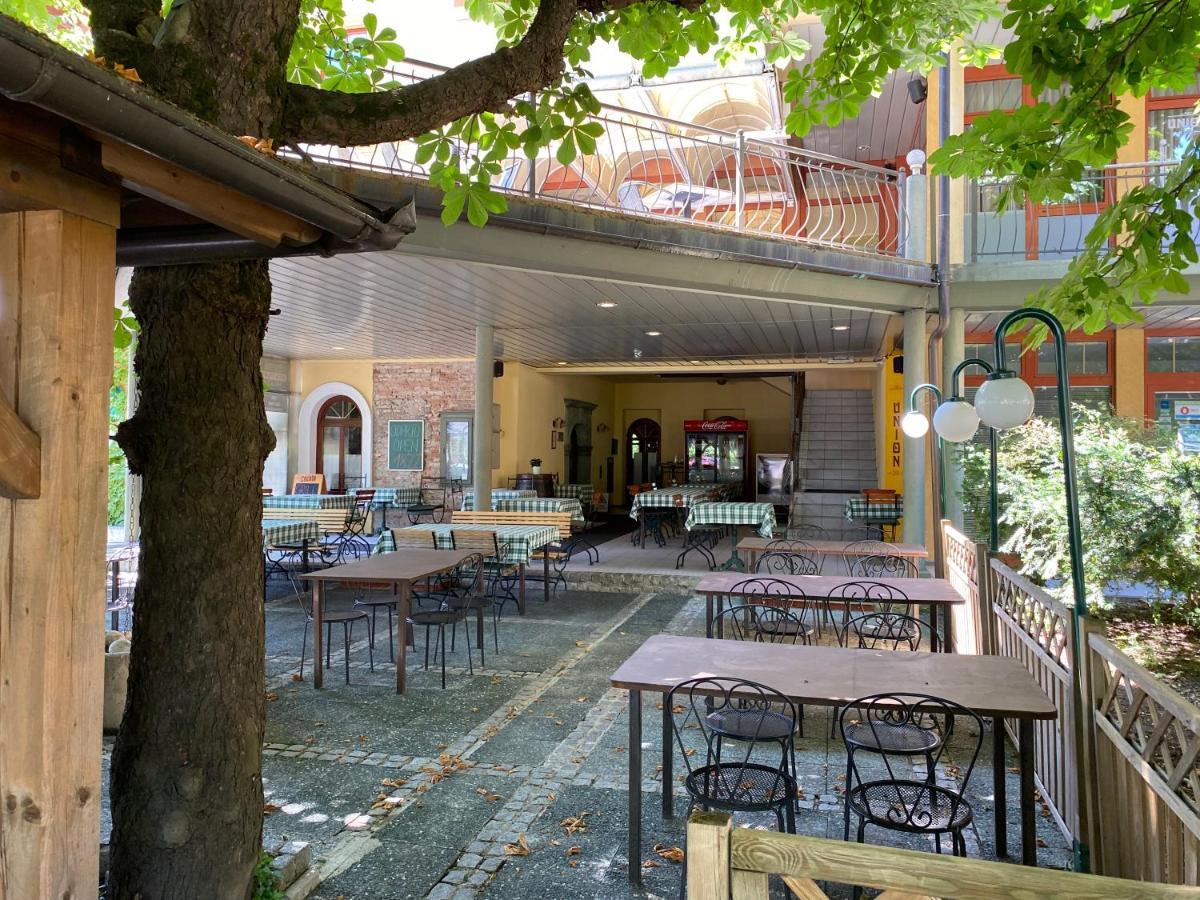 Apartment Above Lake Μπλεντ Εξωτερικό φωτογραφία
